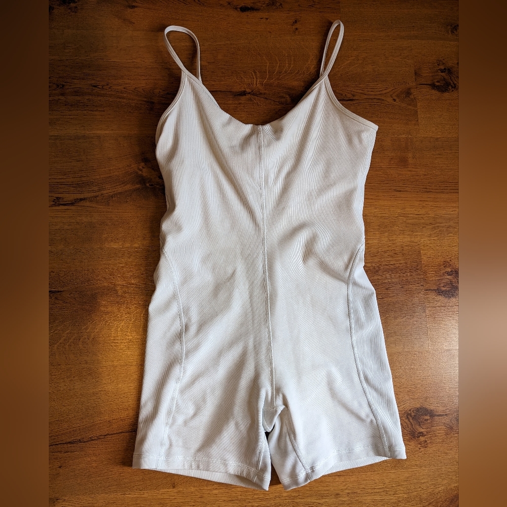 Lululemon ribbed contour unitard 6' white